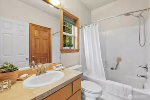 16470 Uplands Way SE, North Bend, WA 98045 - Photo 18