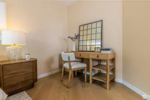 10042 Main St, Bellevue, WA 98004 - Photo 16