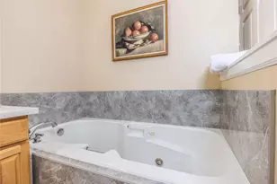 10042 Main St, Bellevue, WA 98004 - Photo 20