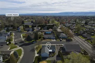 1150 SE Edgemont Pl, College Place, WA 99324 - Photo 34