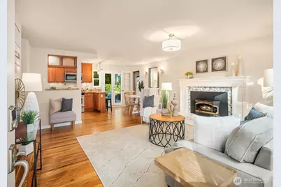 16042 Lake Hills Boulevard, Bellevue, WA 98008 - Photo 4