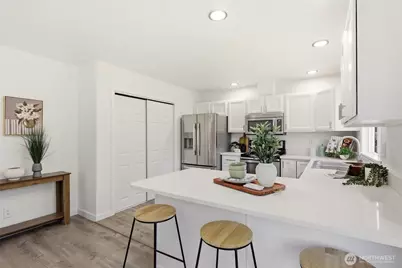 13718 36th Place W, Lynnwood, WA 98087 - Photo 8