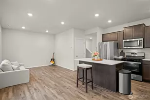 731 NE Cabot Ln, Bremerton, WA 98311 - Photo 4