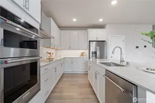 10829 43rd Ave SE, Everett, WA 98208 - Photo 8