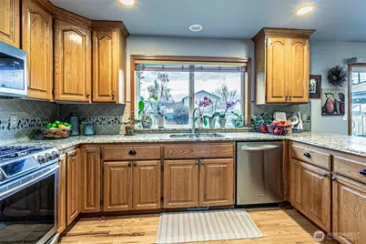 14613 146th E, Orting, WA 98360 - Photo 12