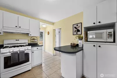 3931 Friday Avenue, Everett, WA 98201 - Photo 10