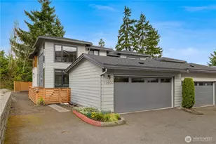 12800 SE 75th Ct, Newcastle, WA 98056 - Photo 2