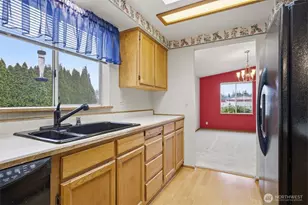 3802 James St, Bellingham, WA 98226 - Photo 6