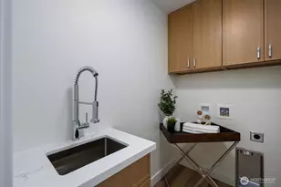 1004 N 48th St, Seattle, WA 98103 - Photo 22