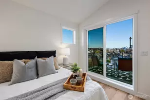 1004 N 48th St, Seattle, WA 98103 - Photo 10