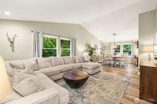 13716 106 St E, Puyallup, WA 98374 - Photo 4