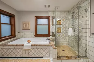 2409 29th Ave W, Seattle, WA 98199 - Photo 24