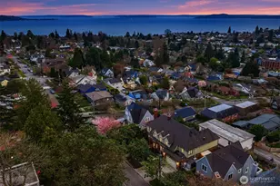 2409 29th Ave W, Seattle, WA 98199 - Photo 36