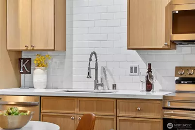 6547 42nd Avenue SW #303, Seattle, WA 98136 - Photo 26