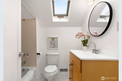 1202 NE 97th Street, Seattle, WA 98115 - Photo 18