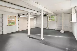 1202 NE 97th St, Seattle, WA 98115 - Photo 30