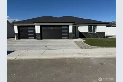 881 NE Conner Court, East Wenatchee, WA 98802 - Photo 2