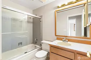 6811 59th Dr NE, Marysville, WA 98270 - Photo 18