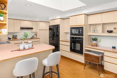 14514 NE 5th Street, Bellevue, WA 98007 - Photo 8