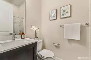 24509 NE 13th Pl, Sammamish, WA 98074 - Photo 18