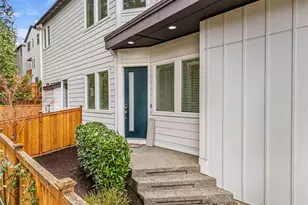 24509 NE 13th Pl, Sammamish, WA 98074 - Photo 2