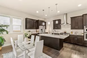 24509 NE 13th Pl, Sammamish, WA 98074 - Photo 10