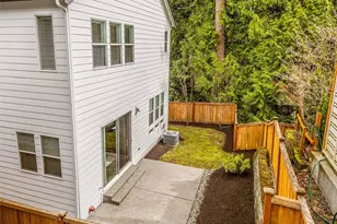 24509 NE 13th Pl, Sammamish, WA 98074 - Photo 34