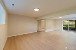 14522 NE 5th St, Bellevue, WA 98007 - Photo 20