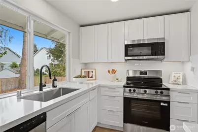 7606 91st Avenue SW, Lakewood, WA 98498 - Photo 8