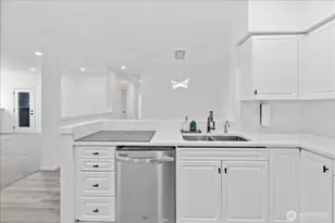 107 164th Street S, Bothell, WA 98012 - Photo 14