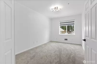 107 164th Street S #3-402, Bothell, WA 98012 - Photo 10