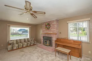 318 NE Lambert Ave, College Place, WA 99324 - Photo 8