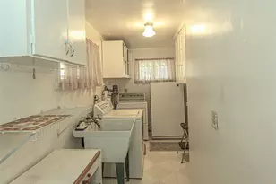 318 NE Lambert Ave, College Place, WA 99324 - Photo 18