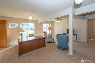 318 NE Lambert Ave, College Place, WA 99324 - Photo 10