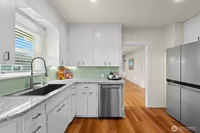 712 S 58th Street, Tacoma, WA 98408 - Photo 14