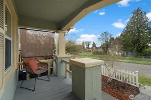 712 S 58th St, Tacoma, WA 98408 - Photo 4