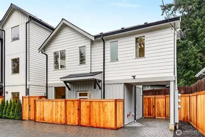 11013 Goodwin Way NE, Seattle, WA 98125 - Photo 16