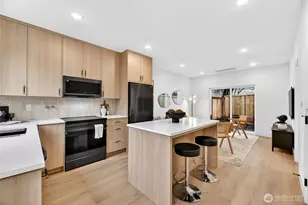 11013 Goodwin Way NE, Seattle, WA 98125 - Photo 4