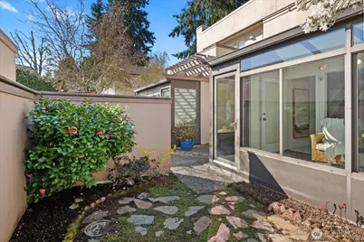 8229 212th Street SW #102, Edmonds, WA 98026 - Photo 32