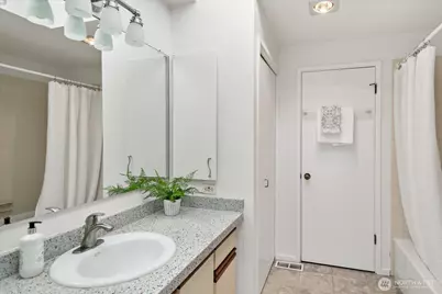 8229 212th Street SW #102, Edmonds, WA 98026 - Photo 24