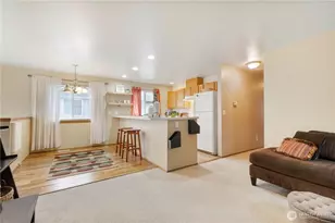 11233 3rd Ave Ct E, Tacoma, WA 98445 - Photo 6