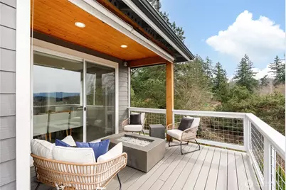 1225 34th St, Bellingham, WA 98229 - Photo 14