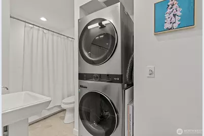 716 11th Avenue E #A, Seattle, WA 98102 - Photo 22