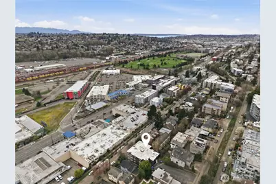 2034 14th Ave W #302, Seattle, WA 98119 - Photo 20