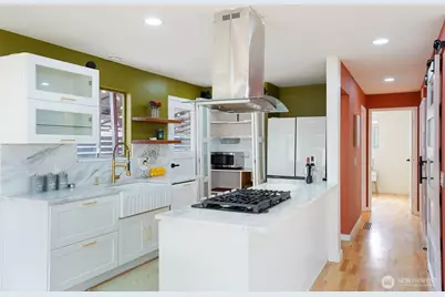 1609 E Alder Street, Seattle, WA 98122 - Photo 10