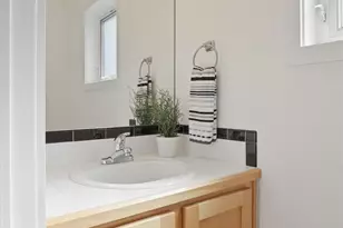 2813 NW 56th St, Seattle, WA 98107 - Photo 28