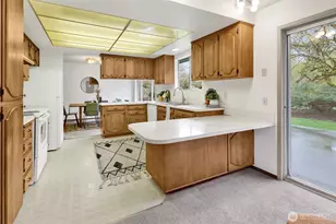 4440 Cable St, Bellingham, WA 98229 - Photo 14