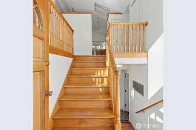 2805 183rd Avenue NE, Redmond, WA 98052 - Photo 2