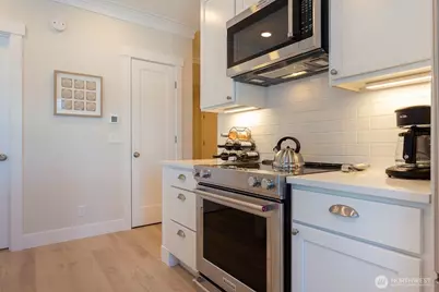 203 Market Street #D, Pacific Beach, WA 98571 - Photo 6