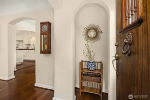 4737 46th Ave NE, Seattle, WA 98105 - Photo 4